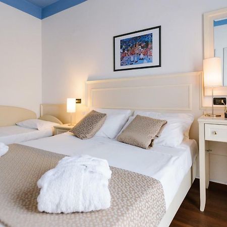 Hotel Fra I Pini ريميني المظهر الخارجي الصورة