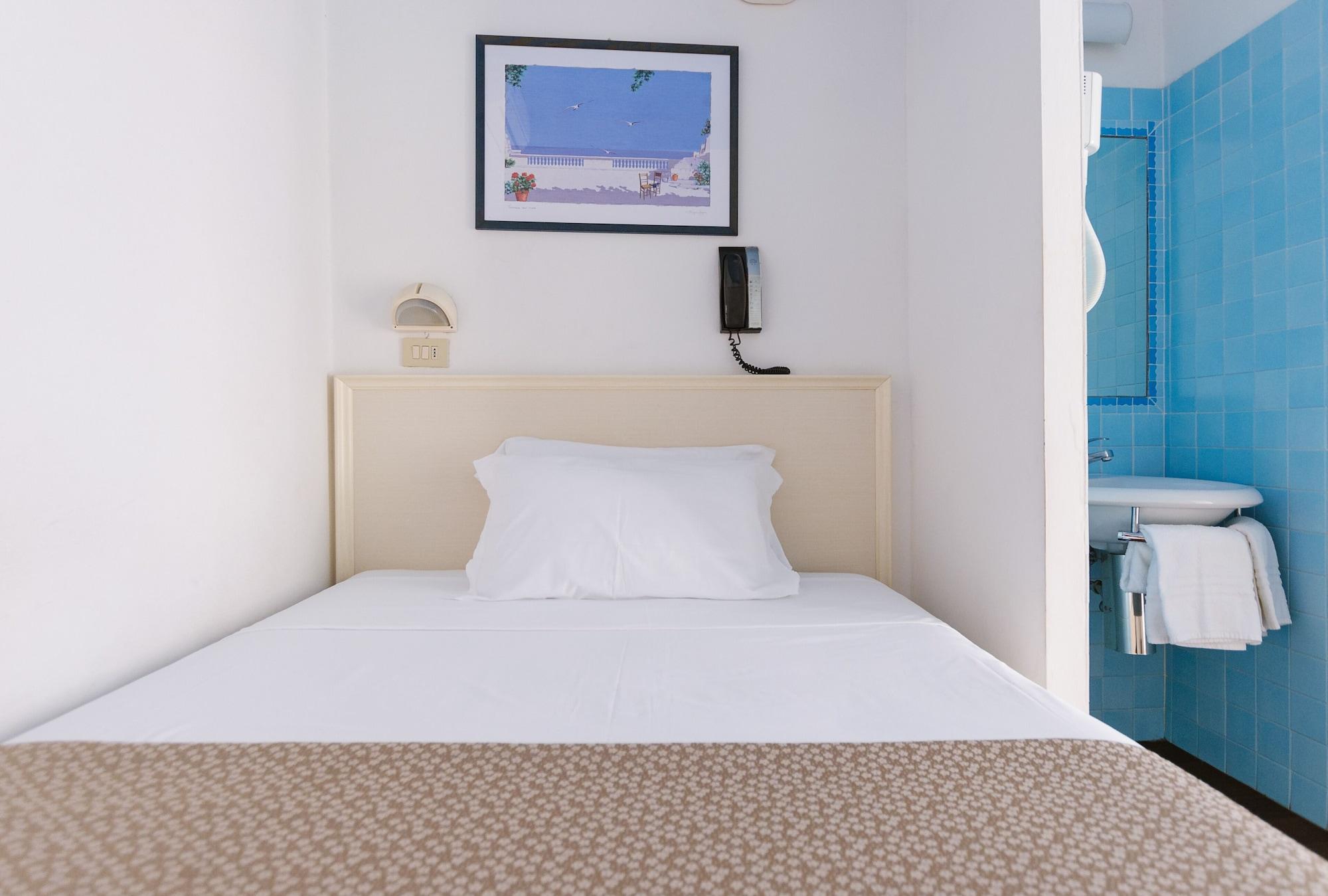 Hotel Fra I Pini ريميني المظهر الخارجي الصورة