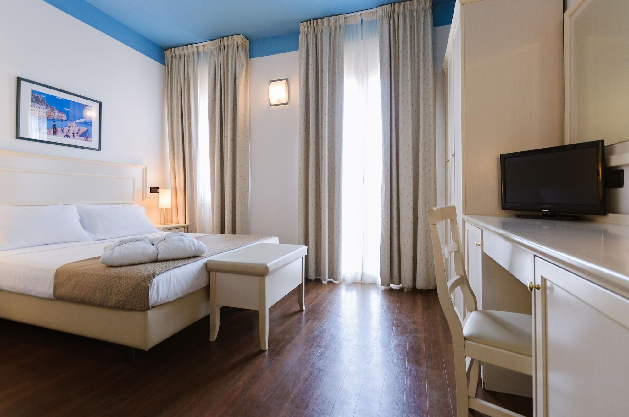Hotel Fra I Pini ريميني المظهر الخارجي الصورة