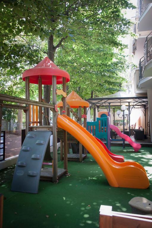 Hotel Fra I Pini ريميني المظهر الخارجي الصورة