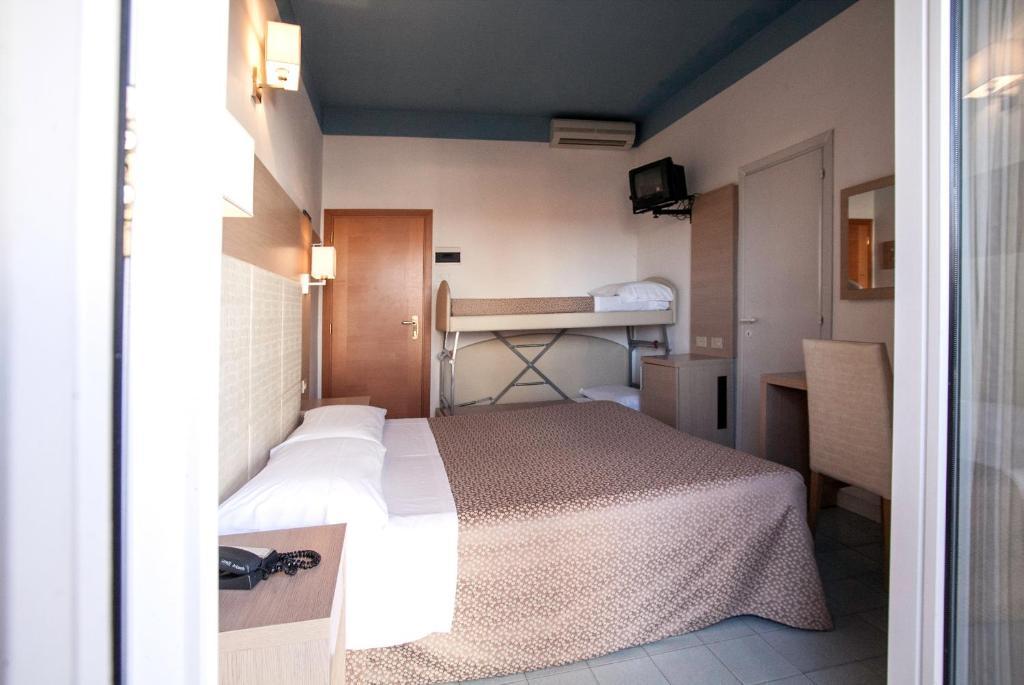 Hotel Fra I Pini ريميني المظهر الخارجي الصورة